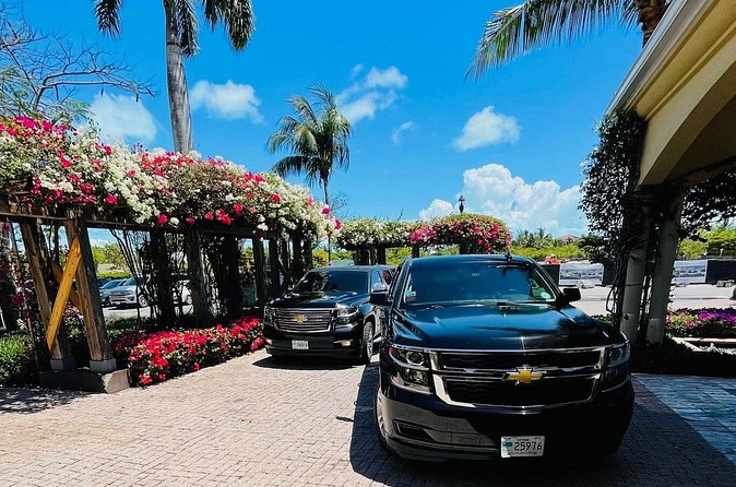 2JAYS VIP Transportation – Airport Private SUV Transfer {one way} - 10 to 25 Minutes to the Terminal: The Right Kind of Short Ride