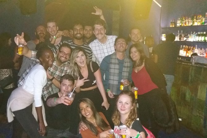 4-hour Guided Porto Pub Crawl with 6 drinks and VIP CLUBentry - Included Drinks: How to Handle the Pace (and the Strong Stuff)