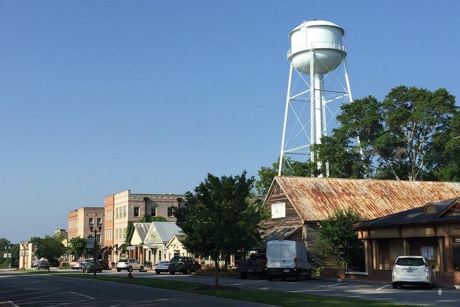 7-Hr The Walking Dead Private VIP Tour in Atlanta and Senoia with Transportation - Atlanta filming stops: Interstate, homes, Hospital, CDC, and Terminus