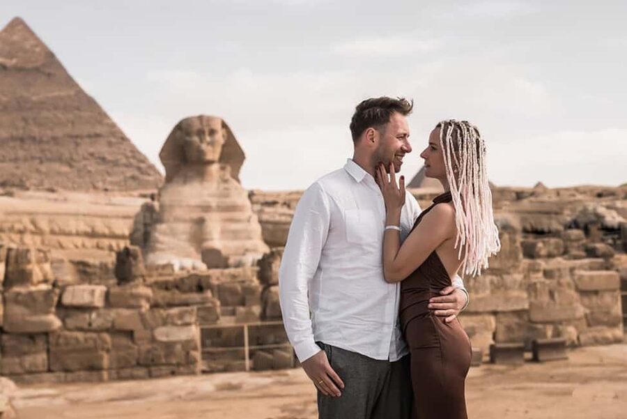 All-inclusive private Trip Pyramids Sphinx, Camel, VIP Lunch - Cheops, Chephren, and Mykerinus: how the pyramids visit works
