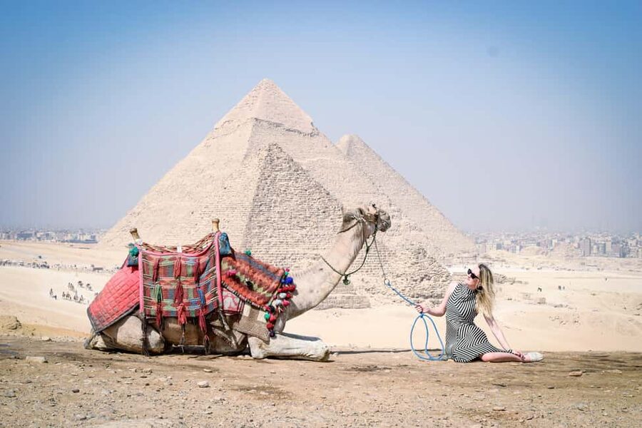 All-inclusive private Trip Pyramids Sphinx, Camel, VIP Lunch - 15-minute camel ride with photo backdrops