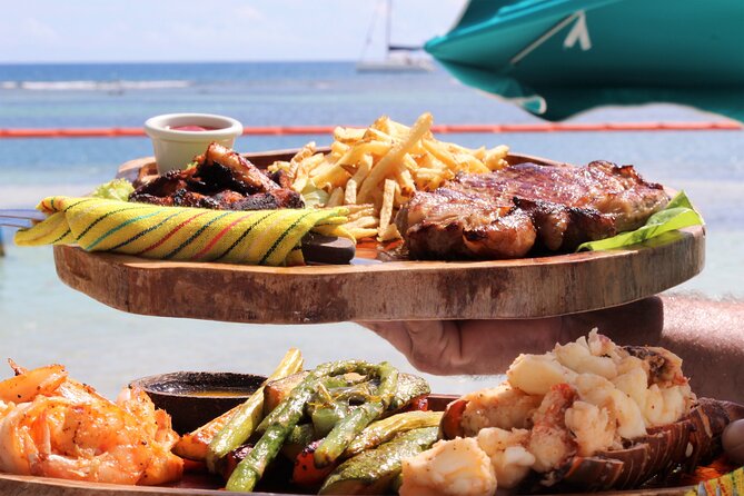 All Inclusive VIP Beach Break Pass at Nacional Beach Club - Vendors on a Public Beach: How to Make It Tolerable