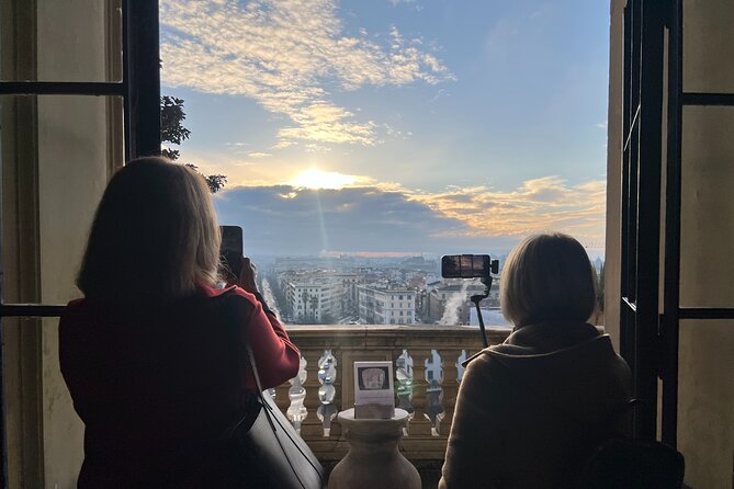 Alone in the Vatican Museums VIP Early Entry Tour with Key Master - Stop 5: Cortile della Pigna breakfast, and why it’s a smart finish