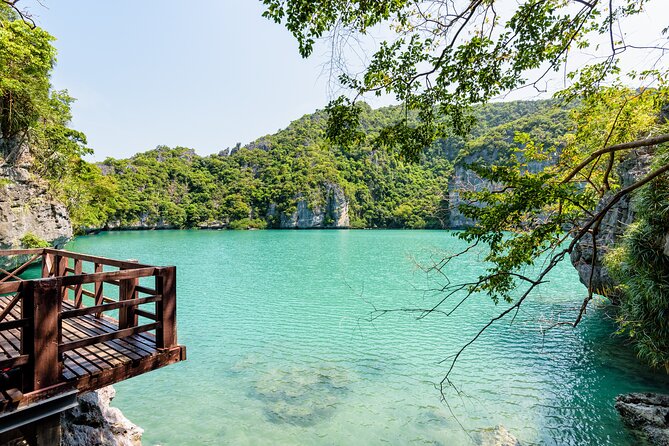 Ang Thong Marine Park Full-Day Speedboat VIP Tour - Kayaking through rock-and-cave scenery: the part many people remember
