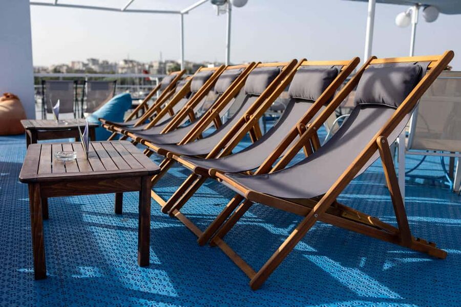 Athens: VIP Swimming Cruise to three islands - Drinks and meals: what you’ll actually get for the money