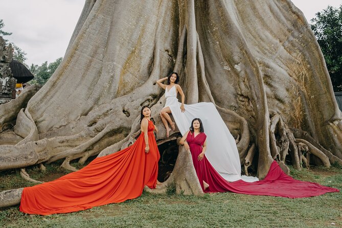 Bali Flying Dress VIP Ubud Photoshoot (Private with Professional Photographer) - How posing actually works with a pro (and why you’ll move faster)