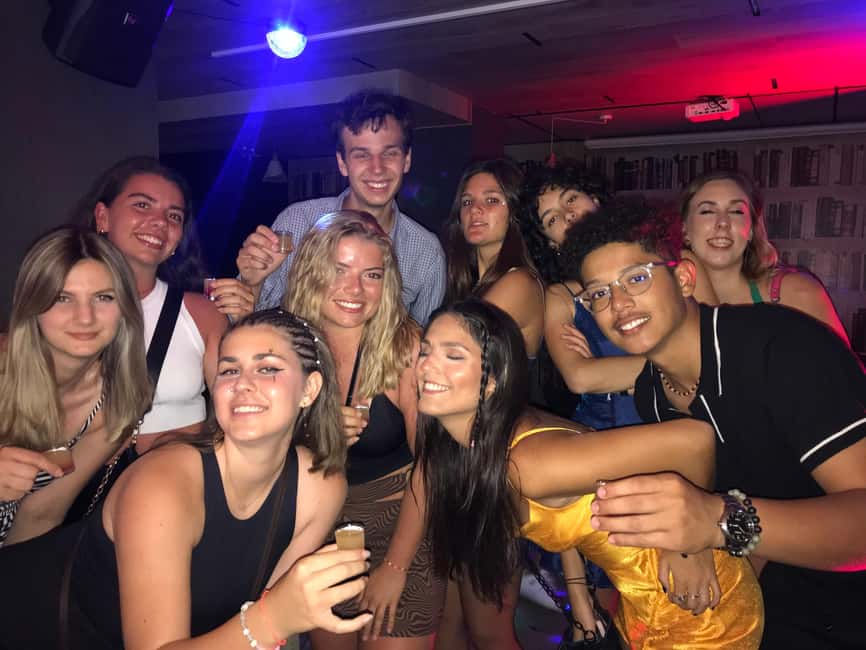 Barcelona Night Walking Tour Bars & VIP Club Pass - Key highlights I’d plan around