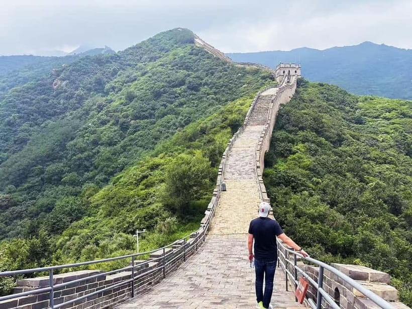 Beijing:Mutianyu/Badaling Great Wall Tour with VIP Fast Pass - VIP Fast Pass: what you’re really paying for