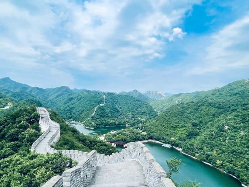 Beijing: Mutianyu Great Wall Private Tour with VIP Fast Pass - Cable car vs ski lift (and toboggan): pick your effort level