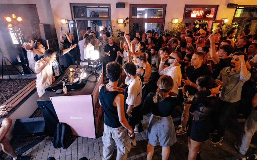 Berlin: Pub Crawl with Shots and VIP Club Entry - Starting at Generator Alexanderplatz: why this meeting point works