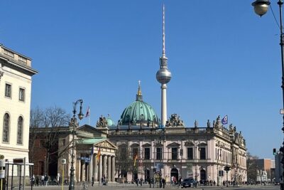 Berlin VIP Express City Tour No Hidden Costs - Brandenburg Gate, Then the Memorial Loop: Where the City Changes Tone