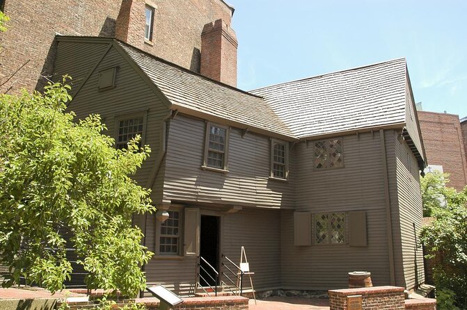 Best of Boston Combo: Harbor Cruise & VIP Freedom Trail - Starting at One Beacon Street: Beacon Hill first, not last
