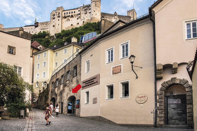 Best of Mozart Concert and GOLDEN VIP Dinner at Fortress Hohensalzburg - Dress code and small rules that protect the vibe