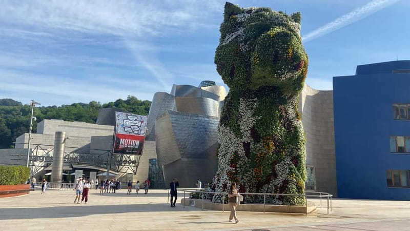 Bilbao: Guggenheim VIP Experience. Small Group. Expert Guide - Inside the Galleries: Richard Serra, Anselm Kiefer, and Jenny Holzer
