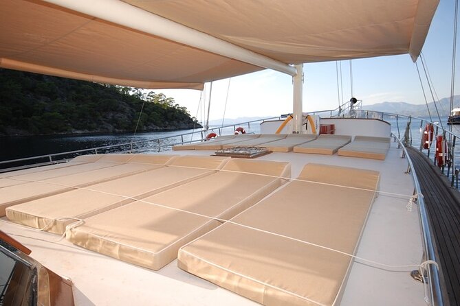 Bodrum Vip Private Gulet Tour - Lunch on Board: Fresh Food, Minimal Hassle