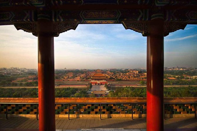 Boutique Tour: Tiananmen, Forbidden City, Mutianyu with VIP Pass - The Forbidden City: Meridian Gate to the Imperial Garden