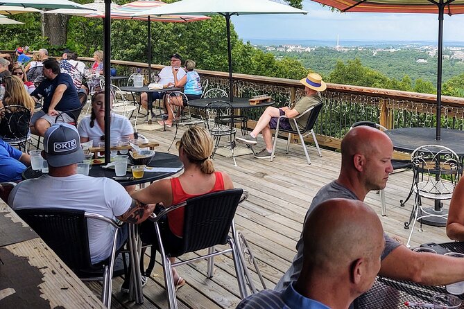Branson VIP Wine Tasting and Dinner Tour - The dinner at Black Oak Grill: what’s included and how to choose