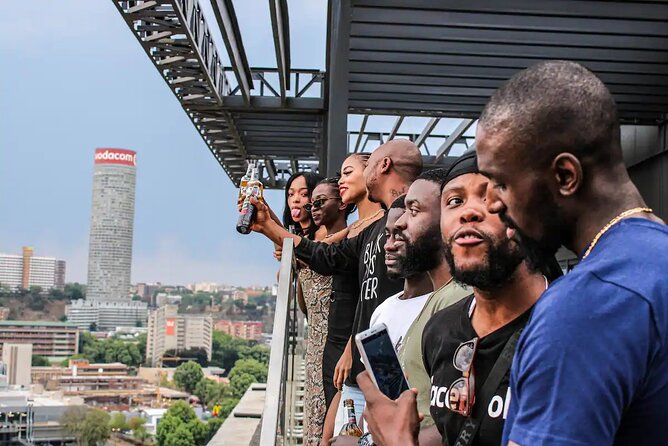 Cape Town: VIP Amapiano & Afrobeats Club-Hopping Experience - Stop 2: Drama Bar Lounge CPT for Amapiano and Hip-Hop Energy