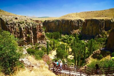 Cappadocia Green Tour with Derinkuyu Nar Lake and Ihlara Valley - Göreme Panorama: Quick Big Views Without the Fuss