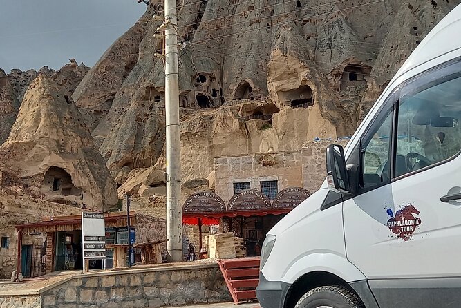Cappadocia Red Tour (with zelve Open Air Museum and Paşabağ) - Uchisar Viewpoint Stop: Castle Views and a Fast History Lesson