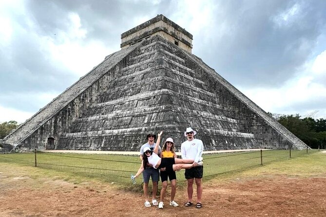 Chichén Itzá+Cenote+Food VIP: Your Exclusive, Private Journey - Cenote Oxmán rope swing and swim time plan
