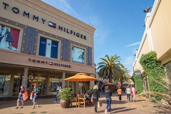 Citadel Outlets Transfer from Anaheim with VIP Lounge, storage & LAX Drop-Off - Your Day on the Ground: Stop-by-Stop Breakdown Without the Guesswork