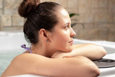 Cleopatra’s Royal Spa Retreat – VIP Massage, Sauna & Jacuzzi Exp - Pickup, arrival, and the rhythm of the first heat (sauna then steam)