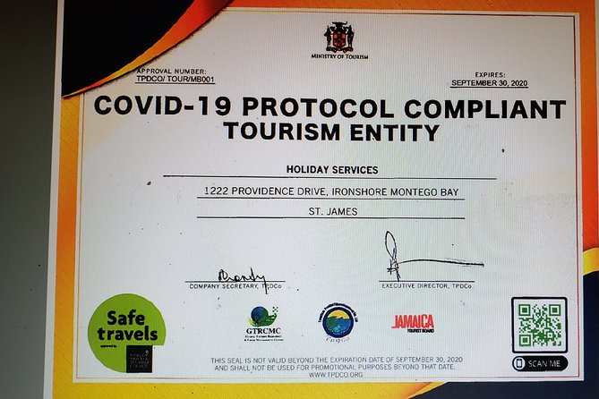 Club Mobay VIP Lounge Access and Round-Trip Airport Transfer - Departure Day: shower, snacks, and getting out of “airport mode”
