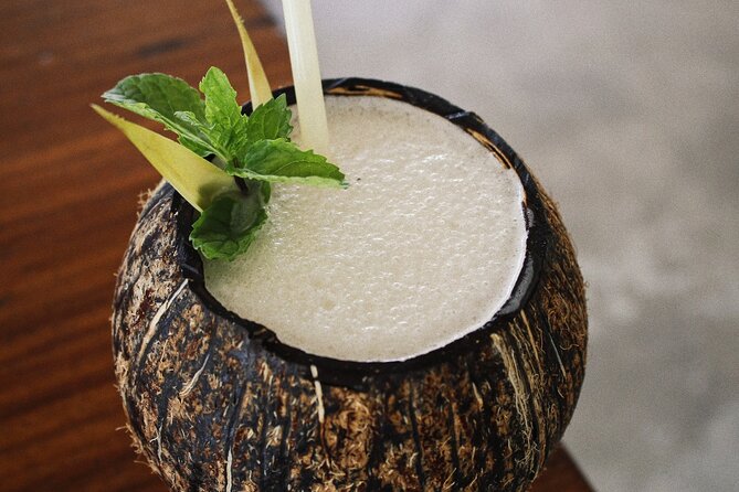 Costa Maya VIP Beach Escape - Lunch and cocktails: how the menu and drink tiers work