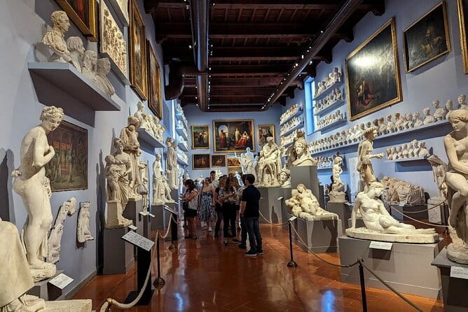 David and Accademia Gallery VIP Tour in Florence - VIP Entrance at Accademia: Why the Skip-the-Line Matters