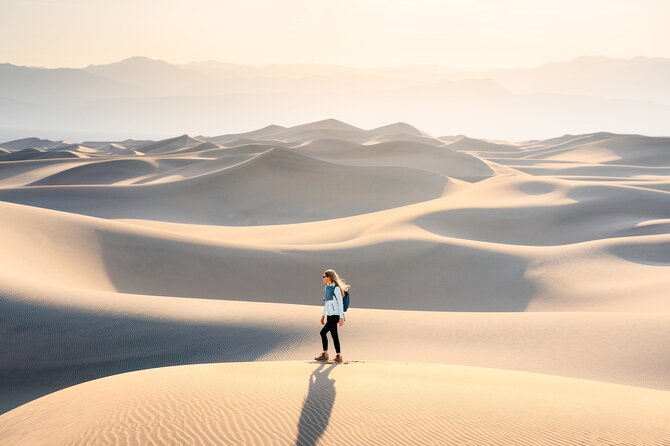 Death Valley Small Group VIP Tour from Las Vegas - Food, water, and heat: staying comfortable in 100°F desert