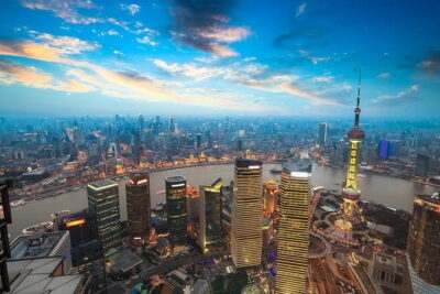 Din Tai Fung Dinner and VIP Class River Cruise Experience in Shanghai - Stop 1: The Bund at night—what colonial streets teach you