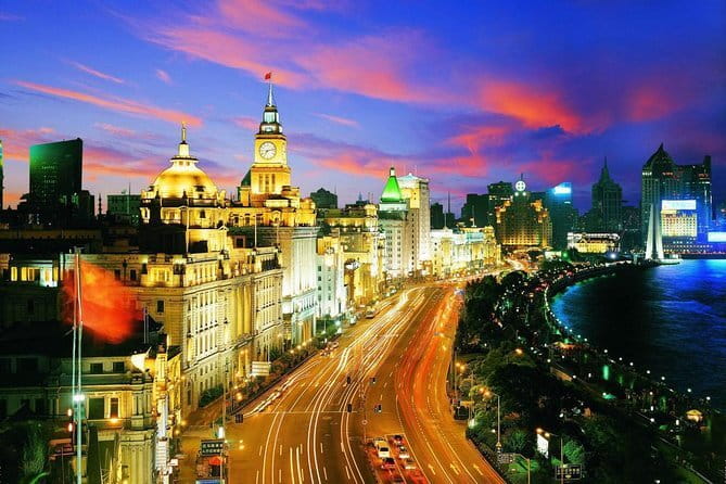 Din Tai Fung Dinner and VIP Class River Cruise Experience in Shanghai - Price and logistics: what you’re really paying for