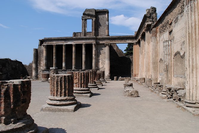 Discovering Pompeii and Herculaneum - VIP Tour with Lunch - Pompeii and Herculaneum in one day: what the 7–8 hour pace really feels like