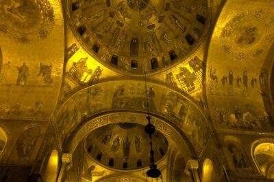 Doge's Palace & Saint Mark's After Hours Small Group Max 6 People - Doge’s Palace after hours: fortress bones and a color-changing facade