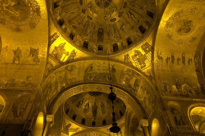 Doge's Palace & Saint Mark's After Hours Small Group Max 6 People - Doge’s Palace after hours: fortress bones and a color-changing facade