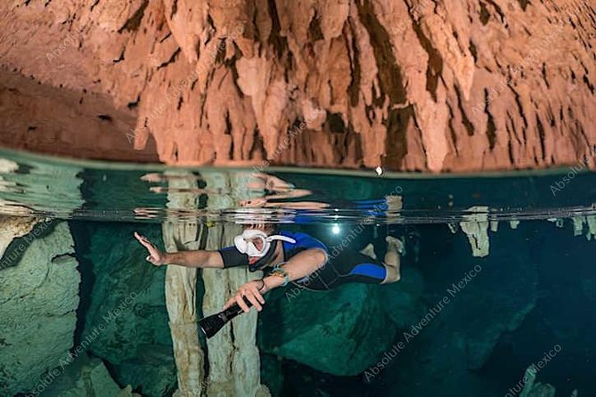 Dos Ojos Cenote VIP Private Tour – Snorkeling & Mayan Lunch - Bat Cave With Flashlight: The Part That Changes Your Photos