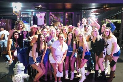 Downtown Austin VIP Bar & Club Crawl - Price and What You Actually Get for $59