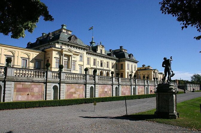 Drottningholm Palace Private Guided Tour - Getting there by private car: pickup that actually saves time