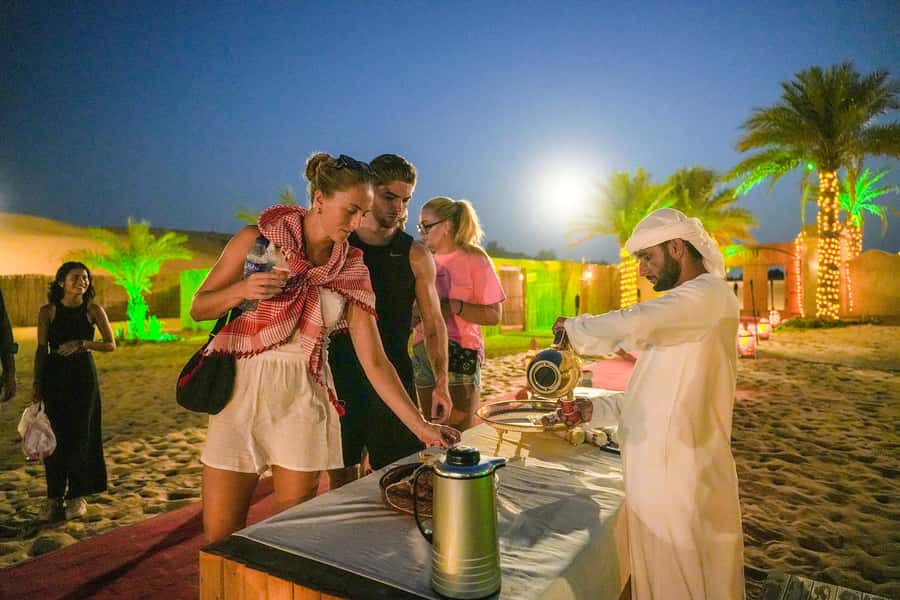 Dubai: Desert Safari with VIP BBQ and Optional Quad Bike - The entertainment show run: belly dance and Tanura timing