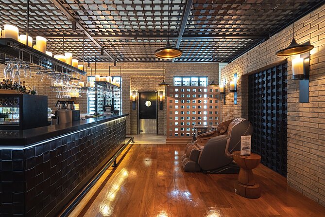 Dubai International Airport (DXB) T3/T1/T2 VIP Lounge Access - What This DXB Lounge Pass Really Means in Real Life