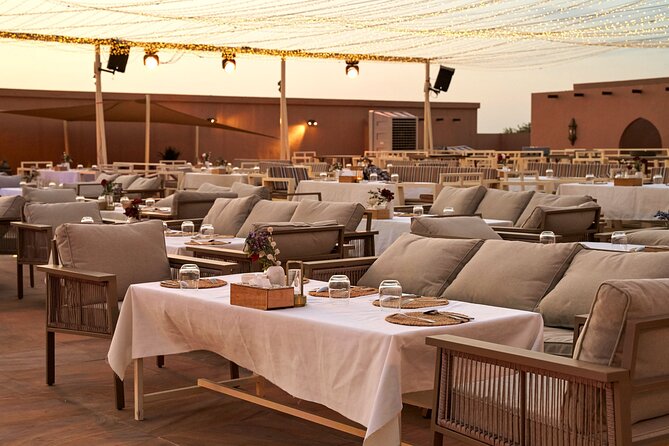 Dubai Private VIP Desert Dinner and Live Entertainment Show - Booking value: is $207.37 per person a smart deal?