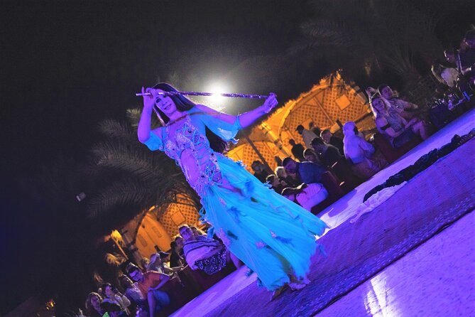 Dubai Red Dunes with Sandboarding, Camel Ride, Falcon & VIP Camp - Dubai red dunes in one night: the short version that matters