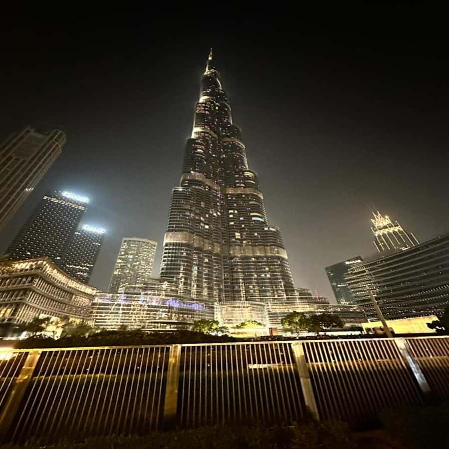Dubai: VIP Private City Tour with Burj Khalifa Entry Tickets - Dubai Marina and the high-rise views from the car