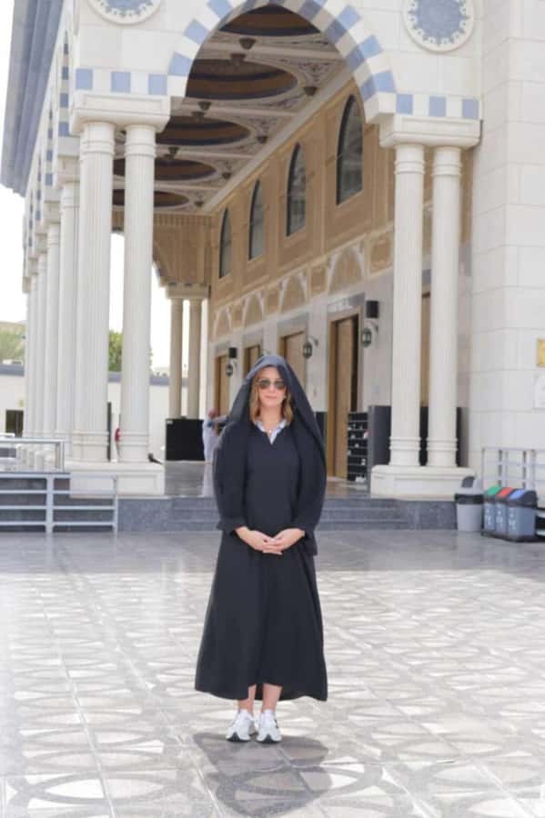 Dubai: VIP Private City Tour with Burj Khalifa Entry Tickets - Palm Jumeirah: the photo stop that sells the skyline