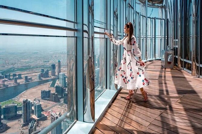 Dubai VIP Sunset Tour With B.Khalifa & Armani Dinner - Dubai Marina private yacht hour: the break in the action