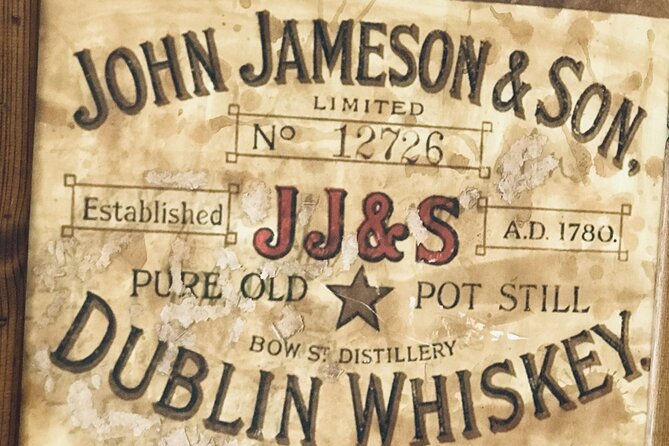 Dublin Premium VIP Small Group Tour Jameson & Guinness Storehouse - The Brazen Head stop: Ireland’s oldest pub and the Robert Emmet story