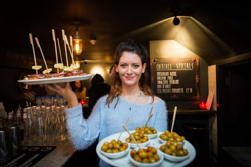Eating London: Twilight Soho VIP Food & Drinks Tour - Price and value: what $151.17 buys you in London
