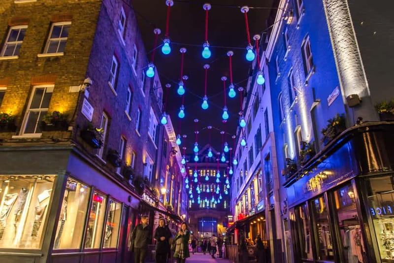 Eating London: Twilight Soho VIP Food & Drinks Tour - The rock-and-roll studio stop: seeing the legends that shaped music