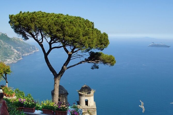 Exclusive Private VIP Capri Boat Experience on a Gozzo - Cruise time around Capri: views, villas, and an optional Blue Grotto